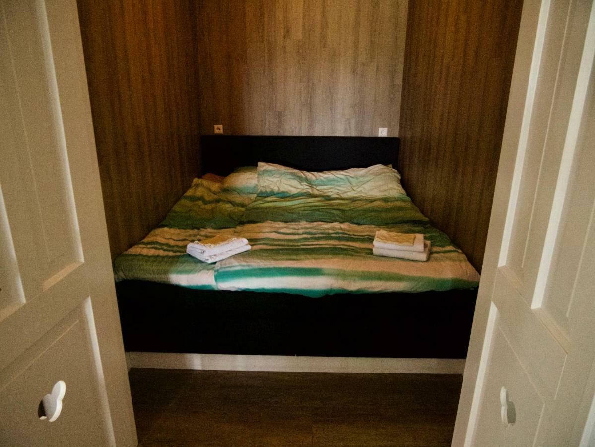 B&B “Te Warskip Bij Blokvis” Медемблик Экстерьер фото